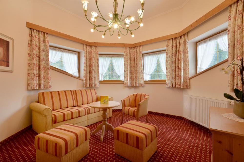 Hotel Edenlehen 메이른호픈 외부 사진